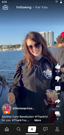 Clapper: Video, Live, Chat screenshot